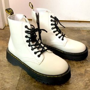 White Leather Lace Up Chunky Combat Boots, Size 9